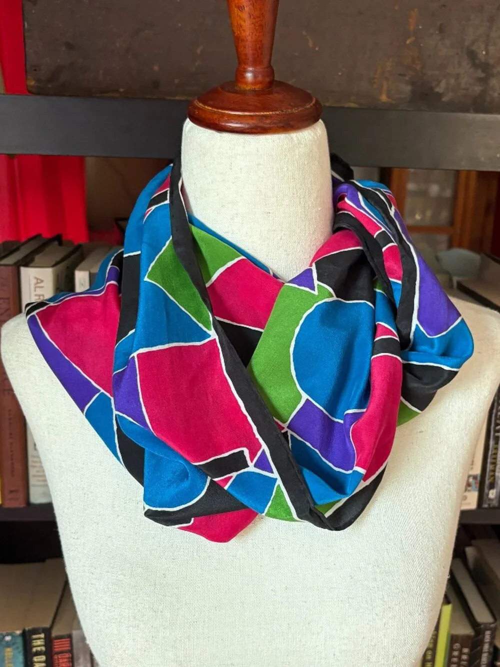 vintage Elaine Gold scarf